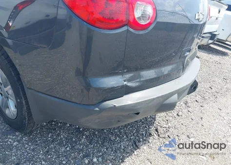 2012 Chevrolet Traverse Ls z USA, uszkodzony, nr VIN 1GNKREED9CJ405030